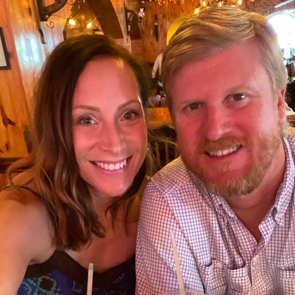 Meet your Posher, Stephanie - Picture 2 of 3